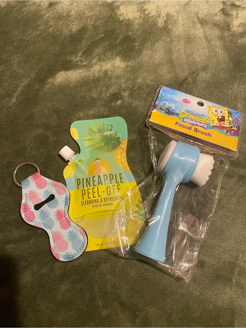 Pineapple themed beauty bundle